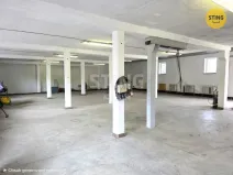 Pronájem výrobních prostor, Vršovice, 316 m2