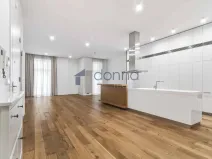 Pronájem bytu 3+kk, Praha, Laubova, 134 m2