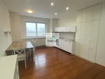Pronájem bytu 2+kk, Mělník, náměstí Míru, 46 m2