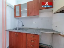 Prodej bytu 1+kk, Cheb, Hradební, 23 m2