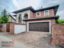 Prodej rodinného domu, Praha - Horní Počernice, Zárybnická, 307 m2