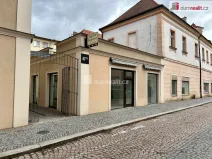 Pronájem obchodního prostoru, Kolín - Kolín I, Karlovo náměstí, 57 m2