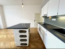 Pronájem bytu 2+kk, Praha - Nové Město, Na slupi, 50 m2