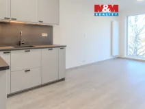 Prodej bytu 1+kk, Zlín, Nad Stráněmi, 34 m2