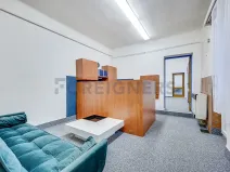 Pronájem kanceláře, Pardubice, Sladkovského, 75 m2