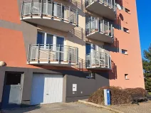 Pronájem garážového stání, Zlín, Podlesí V, 17 m2