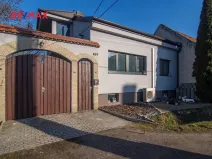 Prodej rodinného domu, Milovice, 249 m2