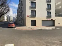 Pronájem garážového stání, Praha, Františka Kadlece, 20 m2