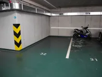 Pronájem garážového stání, Praha - Smíchov, Radlická, 15 m2