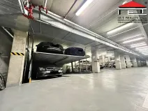 Pronájem garáže, Brno, Leitnerova, 10 m2