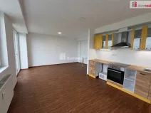 Pronájem bytu 1+kk, Karlovy Vary - Bohatice, Dubová, 39 m2
