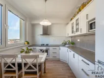 Prodej bytu 3+1, Hustopeče, Masarykovo nám., 72 m2