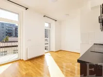 Pronájem bytu 2+kk, Praha - Libeň, Lihovarská, 43 m2