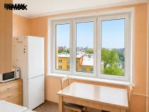 Prodej bytu 2+1, Ostrov, Jungmannova, 61 m2