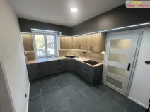 Pronájem bytu 3+1, Přelouč, K. Čapka, 75 m2