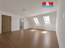 Pronájem bytu 3+1, Veltrusy, Douchova, 97 m2