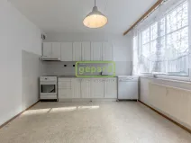Pronájem bytu 4+1, Praha, U zeleného ptáka, 84 m2