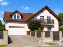 Pronájem rodinného domu, Průhonice, 200 m2
