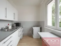 Pronájem bytu 2+1, Praha - Veleslavín, Na Petřinách, 52 m2