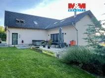 Prodej rodinného domu, Knovíz, 214 m2