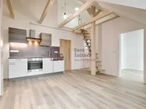 Pronájem bytu 2+kk, Jindřichův Hradec - Jindřichův Hradec I, nám. Míru, 49 m2