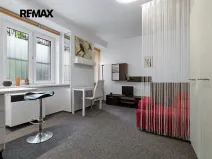 Prodej bytu 1+kk, Praha - Podolí, Na dolinách, 24 m2