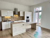 Pronájem bytu 2+1, Včelná, 79 m2