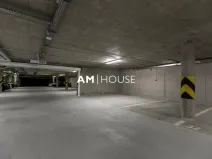 Pronájem garážového stání, Praha - Žižkov, Šrámkové, 14 m2