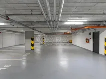 Pronájem garážového stání, Benešov, Suchánkova, 16 m2