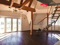 Pronájem bytu 3+1, Praha - Hloubětín, V Novém Hloubětíně, 162 m2