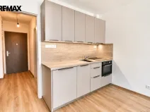 Pronájem bytu 1+kk, Hradec Králové - Nový Hradec Králové, Pod Zámečkem, 28 m2
