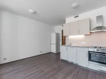 Pronájem bytu 1+kk, Praha - Vysočany, Bassova, 28 m2