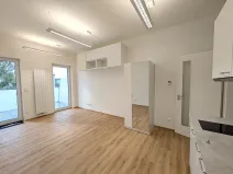 Pronájem bytu 1+kk, Brno, Komárovská, 29 m2