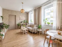 Prodej bytu 3+1, Volary, Sídl. Míru, 65 m2