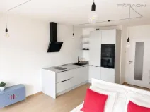 Pronájem bytu 1+kk, Praha - Hloubětín, Poděbradská, 38 m2