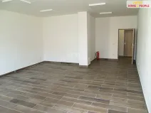 Pronájem obchodního prostoru, Chodov, Školní, 32 m2