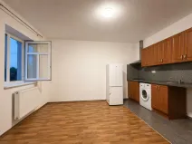 Pronájem bytu 1+kk, Praha - Vysočany, Freyova, 30 m2