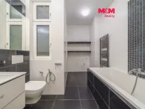 Prodej bytu 4+1, Karlovy Vary - Stará Role, Závodu míru, 99 m2