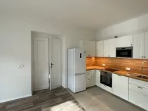 Pronájem bytu 3+kk, Praha, Bubenečská, 80 m2
