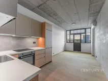 Pronájem bytu 1+kk, Praha - Vysočany, Kolbenova, 33 m2