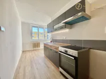 Pronájem bytu 2+1, Kadaň, Na Podlesí, 37 m2
