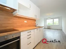 Pronájem bytu 2+kk, Praha - Žižkov, Roháčova, 43 m2