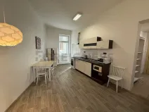 Pronájem bytu 3+1, Hradec Králové, Československé armády, 96 m2