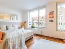 Pronájem bytu 1+kk, Praha, Švédská, 43 m2