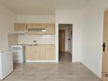 Pronájem bytu 1+1, Hodonín, Sv. Čecha, 34 m2