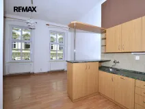 Pronájem bytu 2+kk, Plzeň, Husova, 56 m2