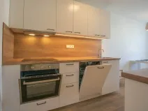 Pronájem bytu 3+1, Praha - Žižkov, Ostromečská, 83 m2
