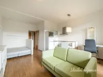 Pronájem bytu 1+kk, Praha - Vysočany, Poděbradská, 33 m2