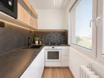 Prodej bytu 1+kk, Praha, Českolipská, 26 m2