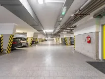 Pronájem garážového stání, Brno, Trýbova, 18 m2